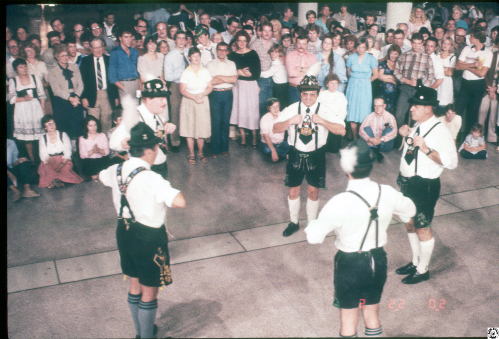 1982 10 02 Oktoberfest 15.jpg
